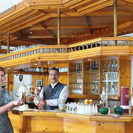 Hotel Schwarzenbergs Traube Glottertal Esterno foto